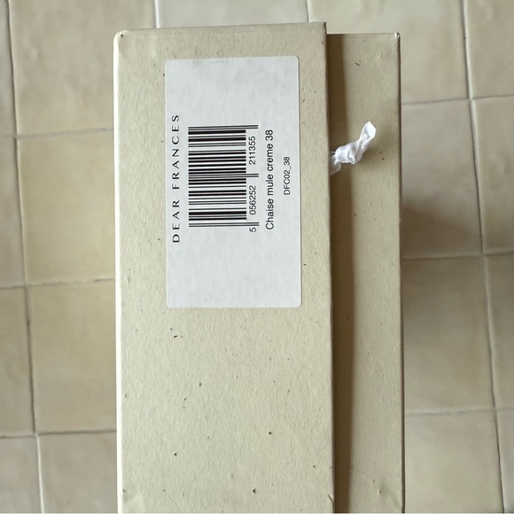 Dear Frances Cream Women's Shoes - Picture 4 of 5